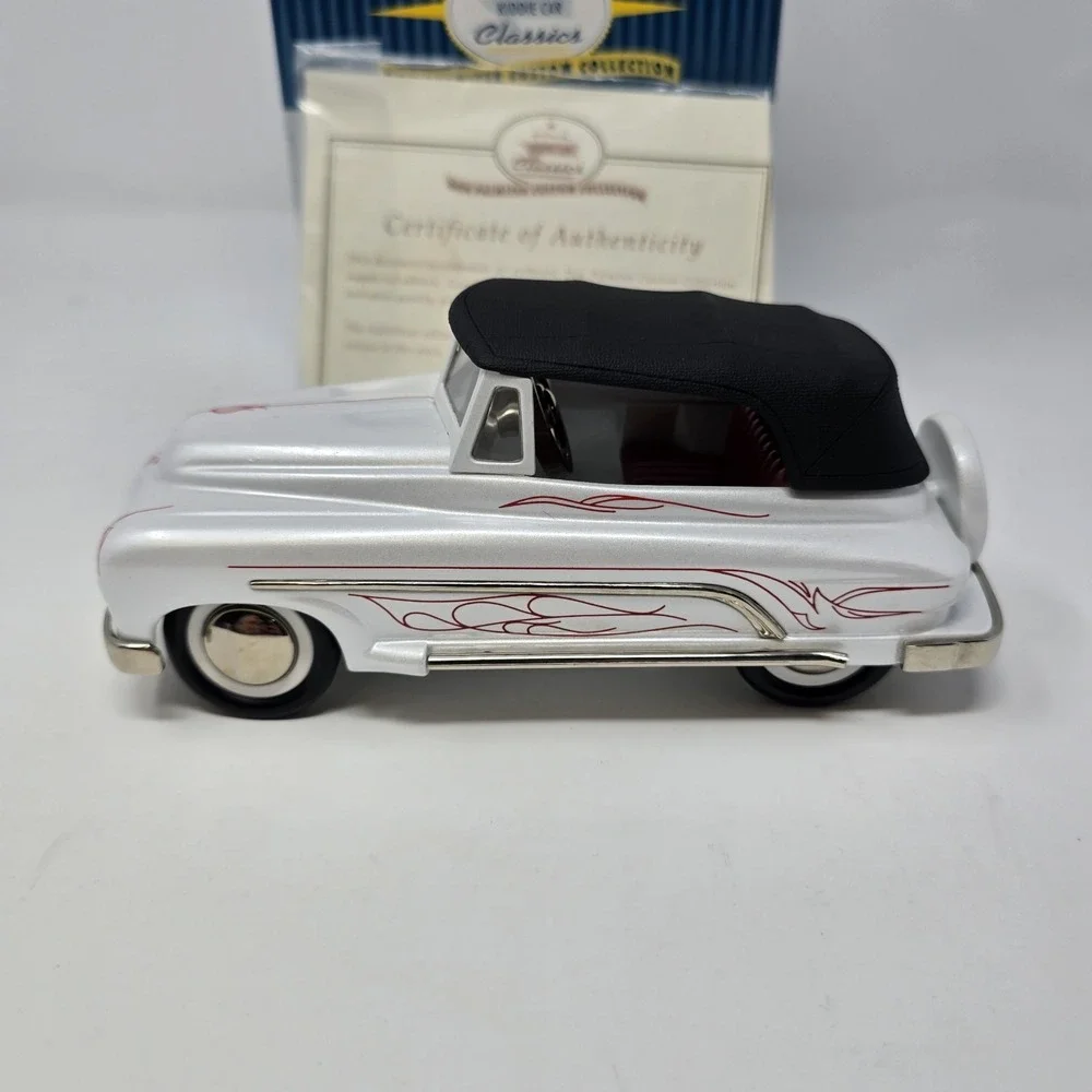 Hallmark Kiddie Car Classics 1950s Custom Convertible Don Palmiter QHG7101 White